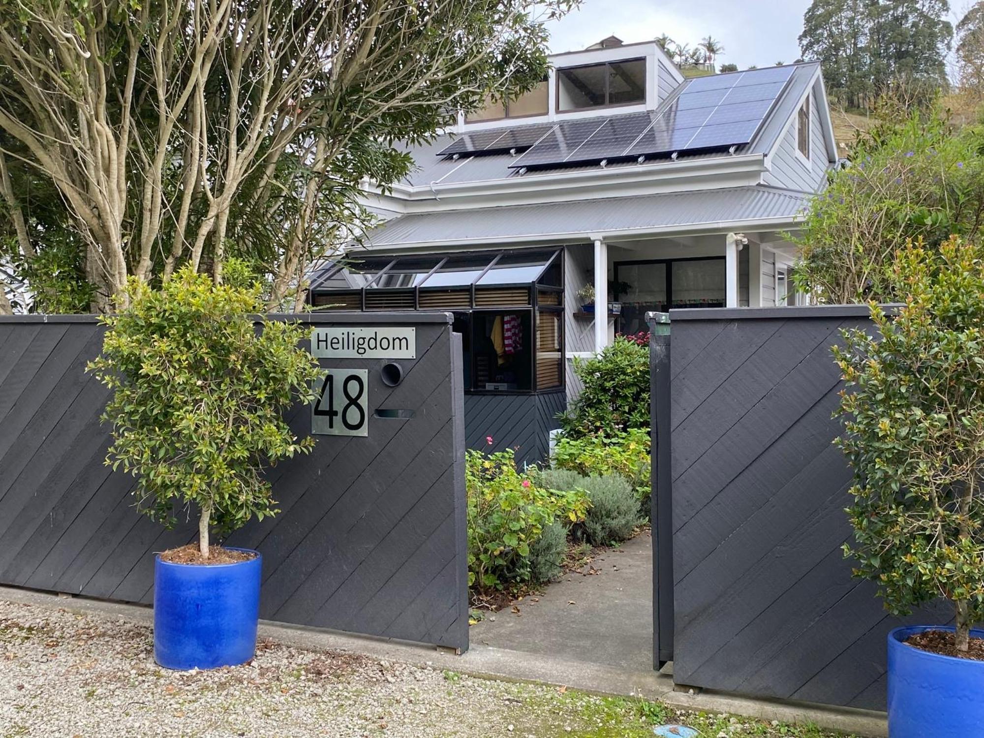 Superb Studio Retreat With Spa, Pool & Bbq Access Whanganui Exterior photo